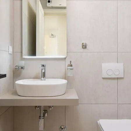Lovely Apartment In Malinska *