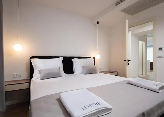 Amazing Apartment In Malinska With Wifi
